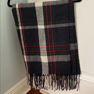 Beautiful patterned, winter, Christmastime scarf